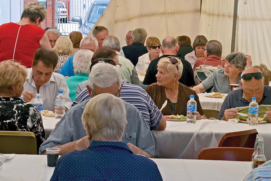 Radiothon 2013 lunch in marquee